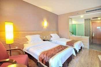 Luanchuan Re-Channel Ferry Lake Hotel Gucheng  Εξωτερικό φωτογραφία